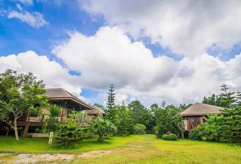 هتل Loesloei Garden Resort Phurua