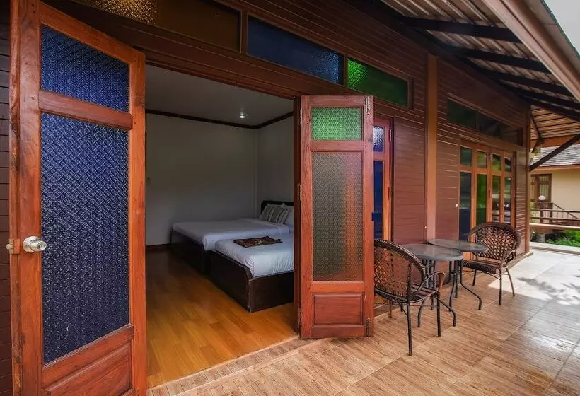 هتل Loesloei Garden Resort Phurua