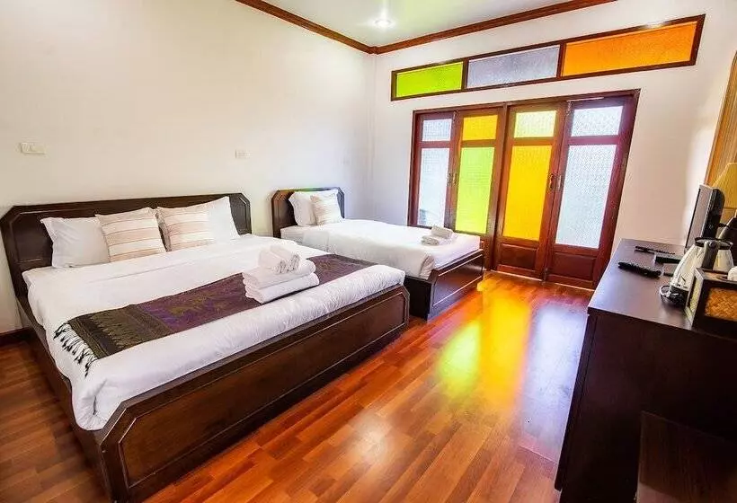 هتل Loesloei Garden Resort Phurua