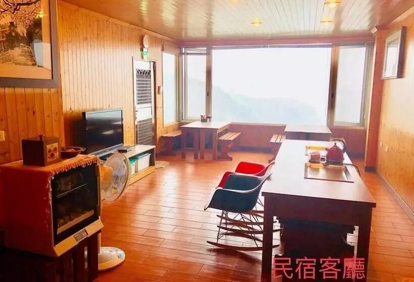 هتل Sheng Li Farm B&b