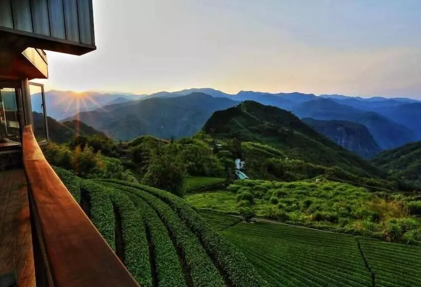 هتل Sheng Li Farm B&b
