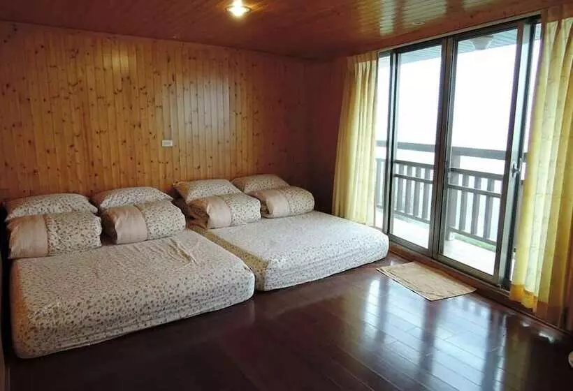 هتل Sheng Li Farm B&b