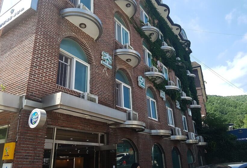 فندق Green Resortel