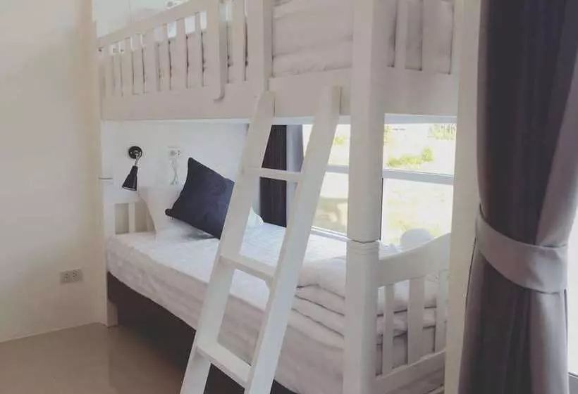 Hotelli Take A Break At Naiyang Beach Hostel