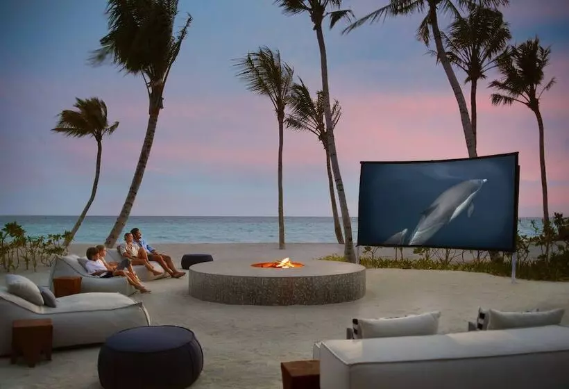هتل The Ritzcarlton Maldives, Fari Islands