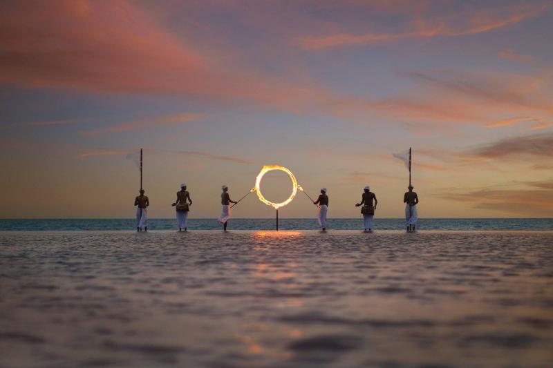 هتل The Ritzcarlton Maldives, Fari Islands