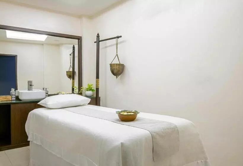 Resort Lemon Tree Premier, Rishikesh