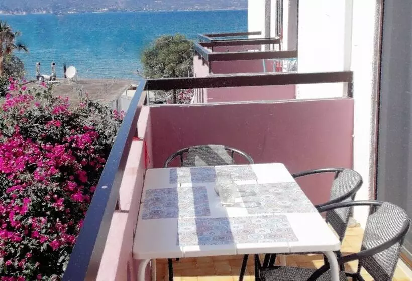 Hotel Apokoros Club Apt & Std Craft Deco & Activities