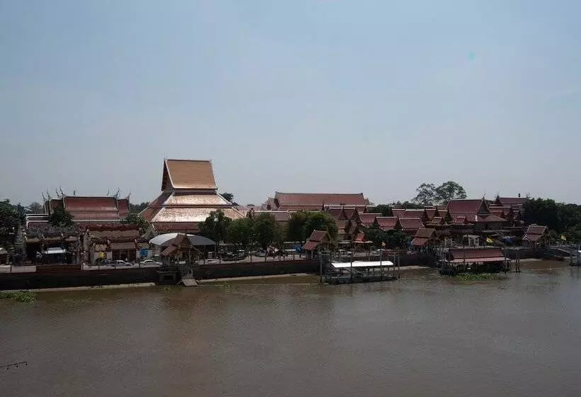 酒店 Ayutthaya River View
