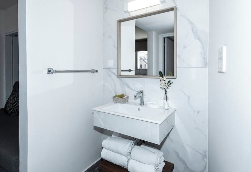 هتل Blazer Residence