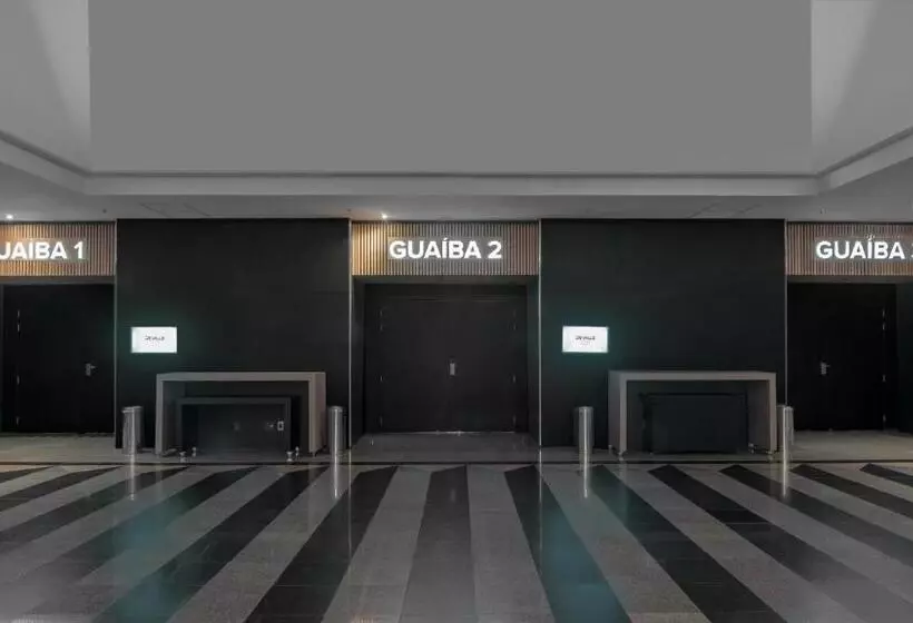 Отель Deville Prime Porto Alegre