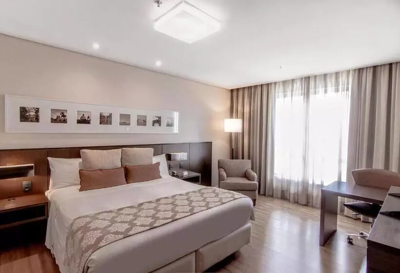 Отель Deville Prime Porto Alegre