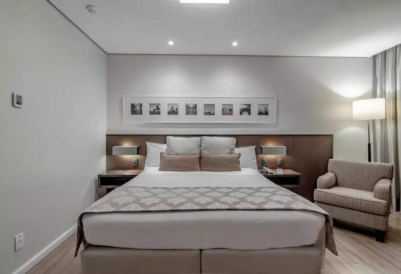 Отель Deville Prime Porto Alegre