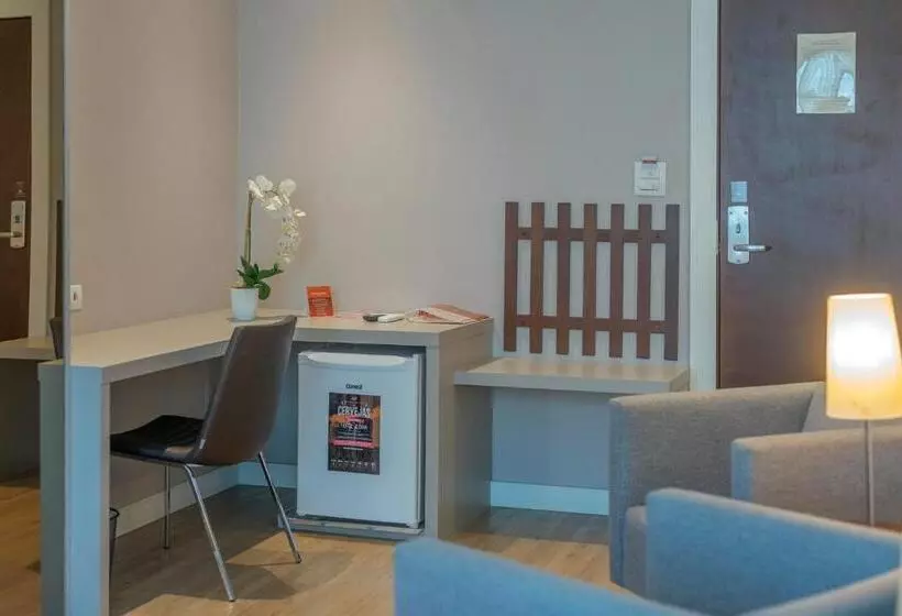 호텔 Glória Blumenau