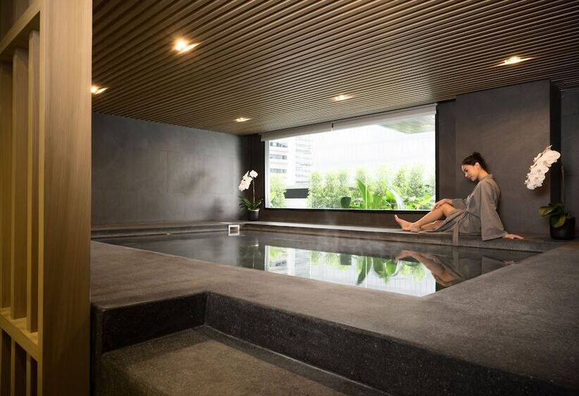 هتل Avani Ratchada Bangkok