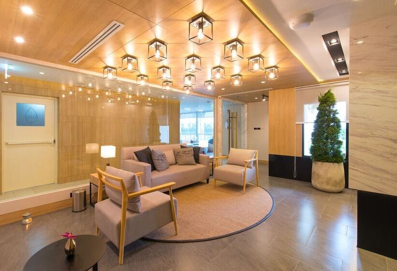 هتل Avani Ratchada Bangkok