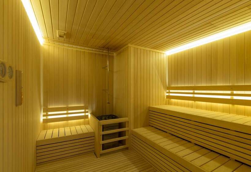 هتل Avani Ratchada Bangkok