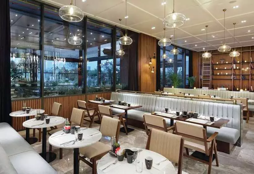 ホテル Hilton Istanbul Maslak