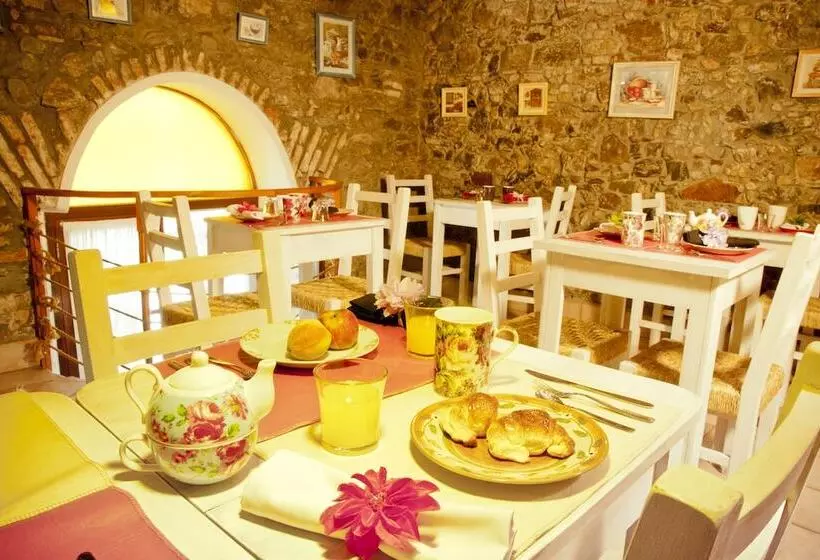 בית מלון כפרי La Mision