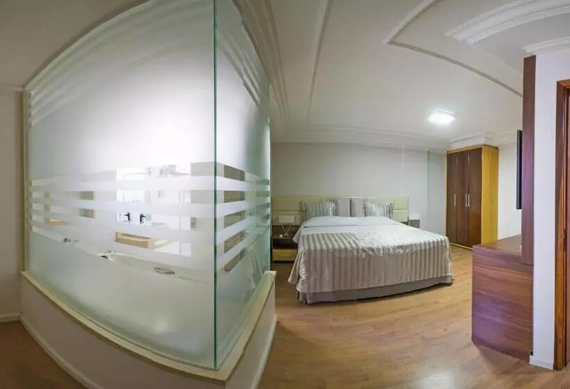 בית מלון כפרי Laguna Plaza