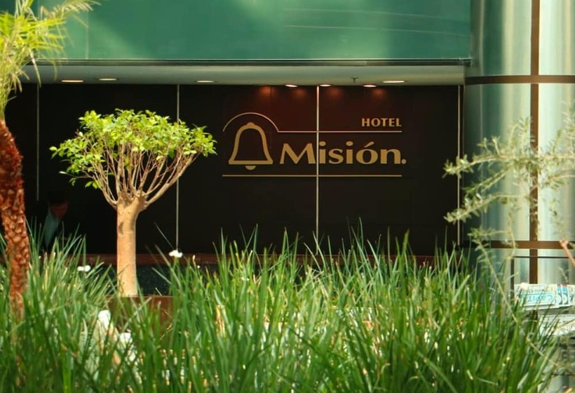 Отель Mision Pachuca