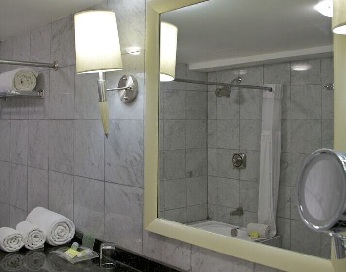 Отель Mision Pachuca