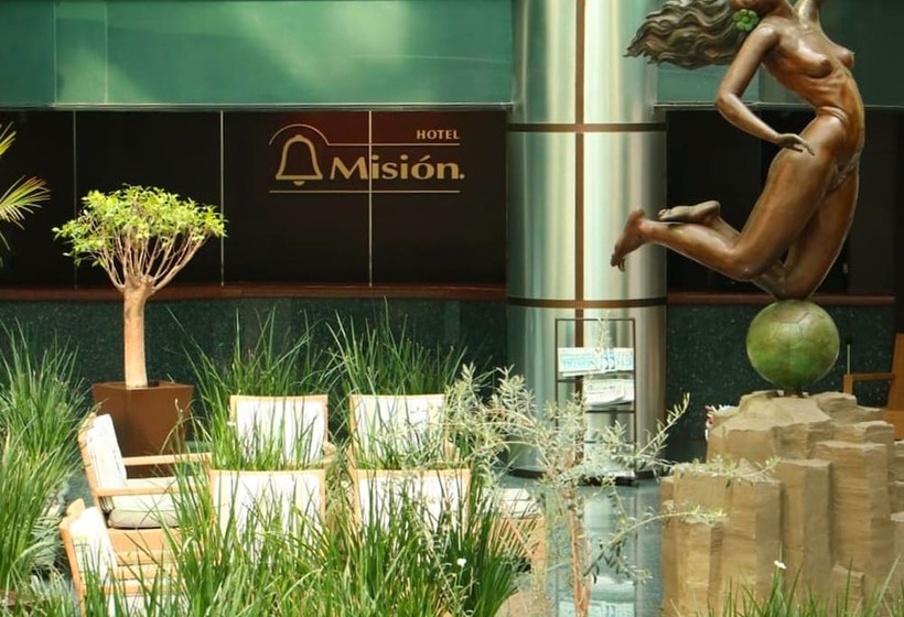 Отель Mision Pachuca