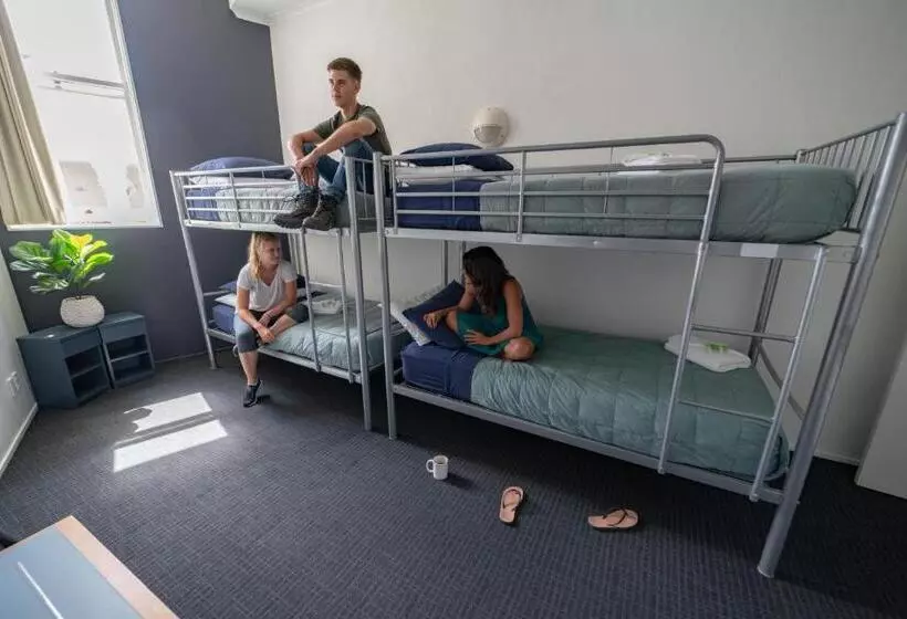 בית מלון כפרי Nomads Capital Backpackers Wellington