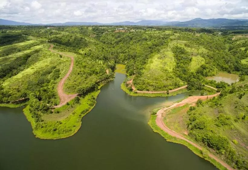 Отель Phu Pha Nam Resort