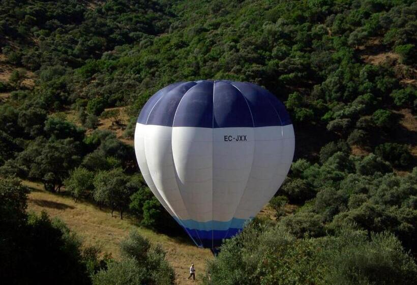 فندق ريفى Palacio Guzmanes