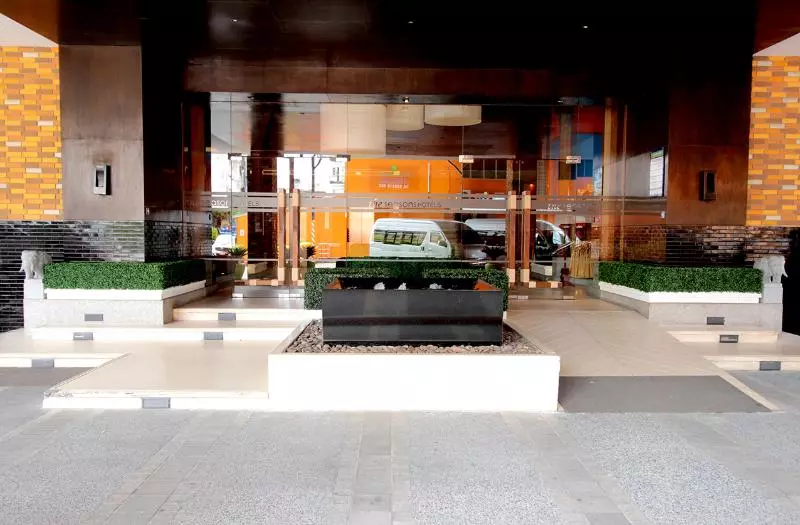 Отель The Seasons Pattaya   Sha Plus Certified