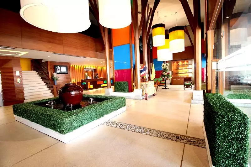 Отель The Seasons Pattaya   Sha Plus Certified