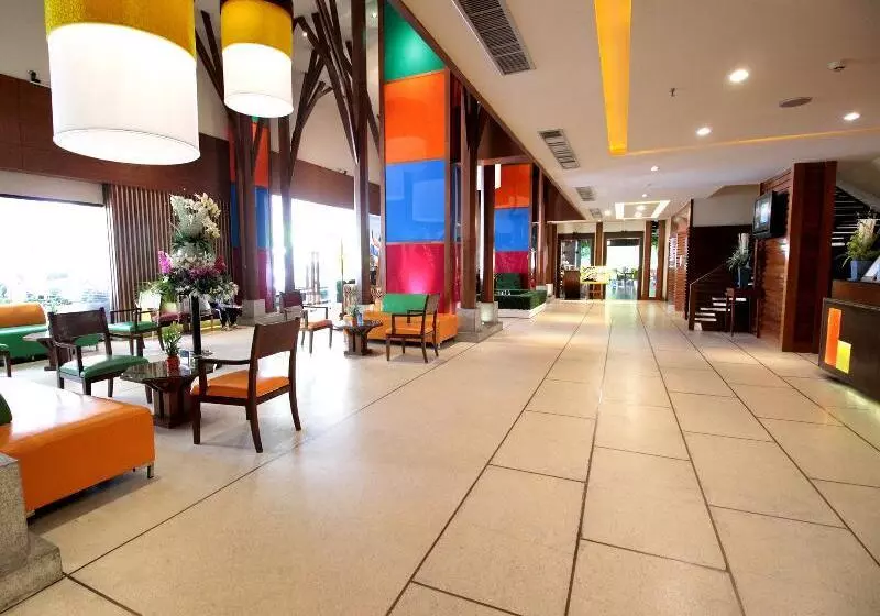 Отель The Seasons Pattaya   Sha Plus Certified