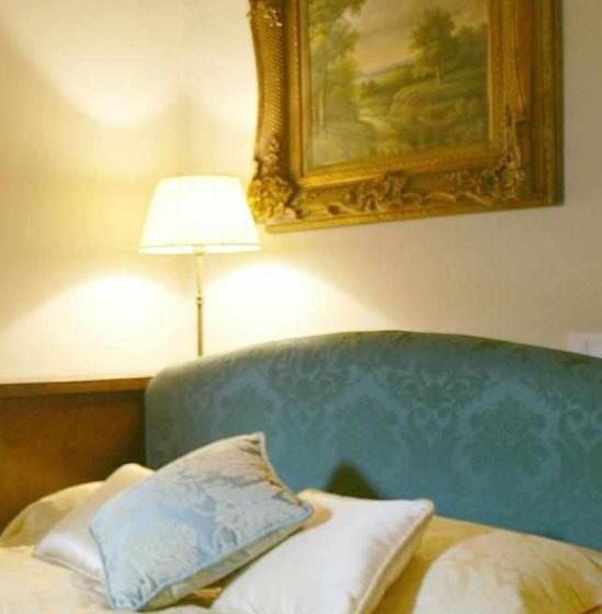 هتل Tornabuoni La Petite Suite