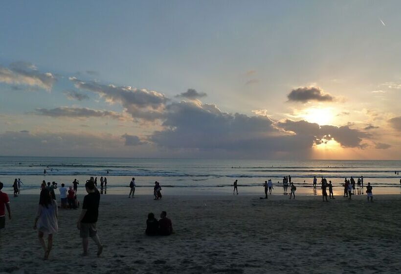 فندق Ammara Legian By Vilarisi