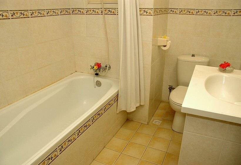 فندق Ammara Legian By Vilarisi