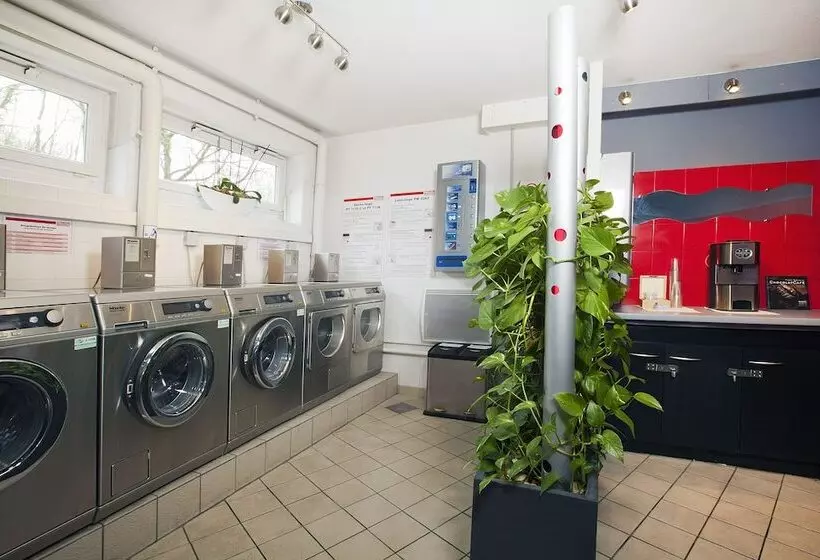 Residhome Bures La Guyonnerie