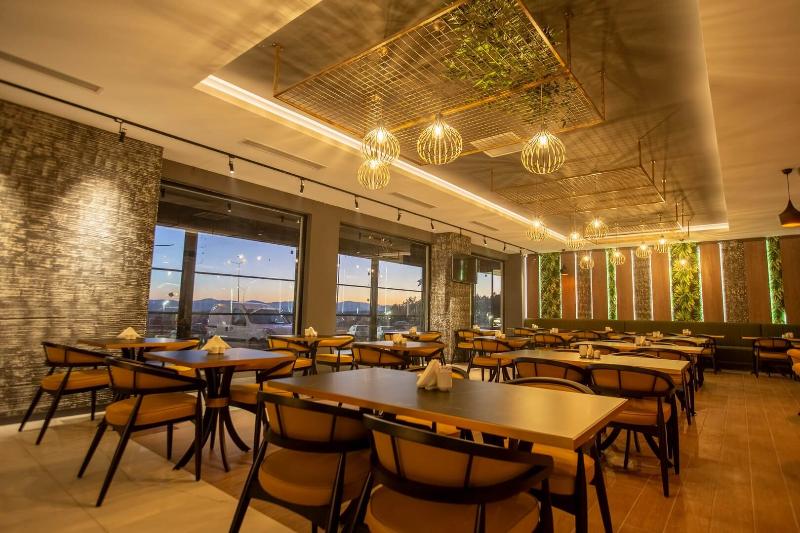 فندق Elifim Resort