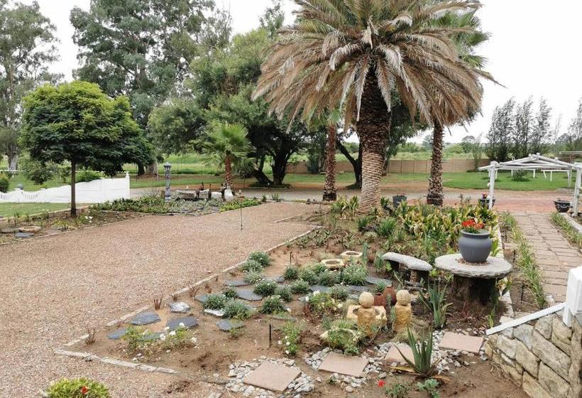 ベッドアンドブレックファースト La Rochelle Guesthouse