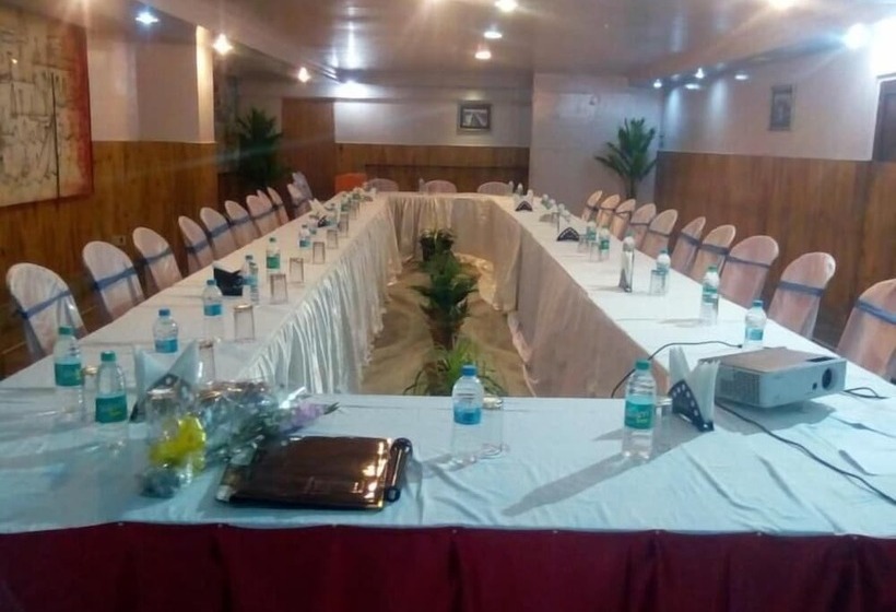 בית מלון כפרי Assembly