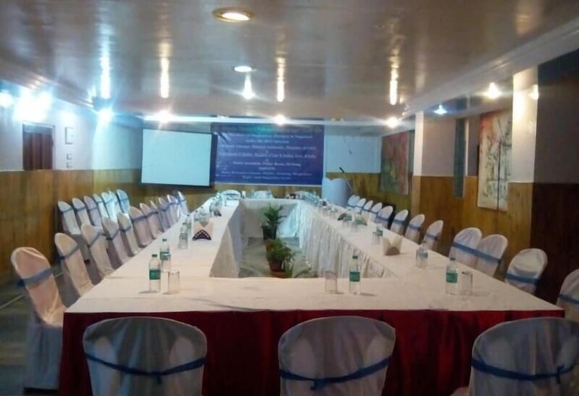 בית מלון כפרי Assembly