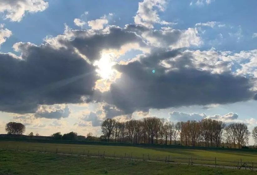 Hotelli Guesthouse De Wissen