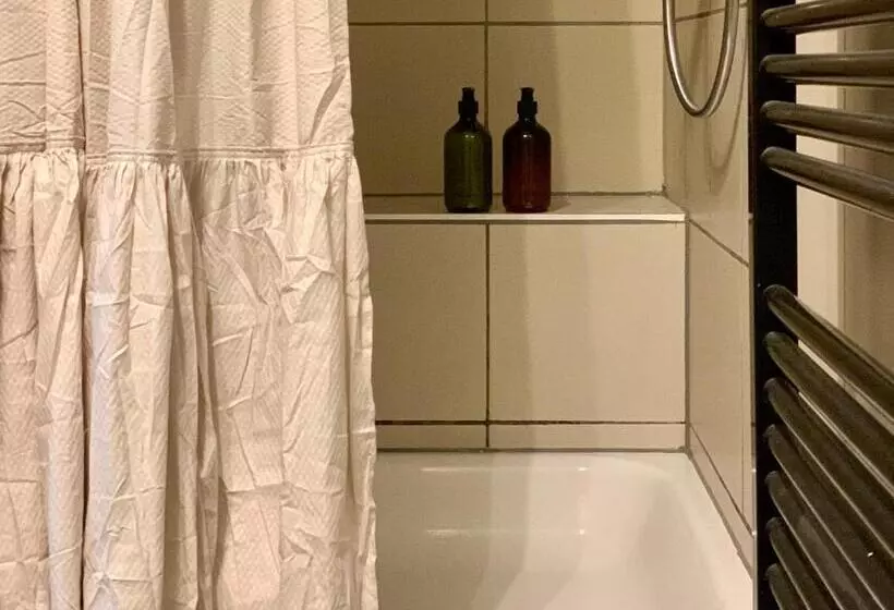 Hotelli Guesthouse De Wissen