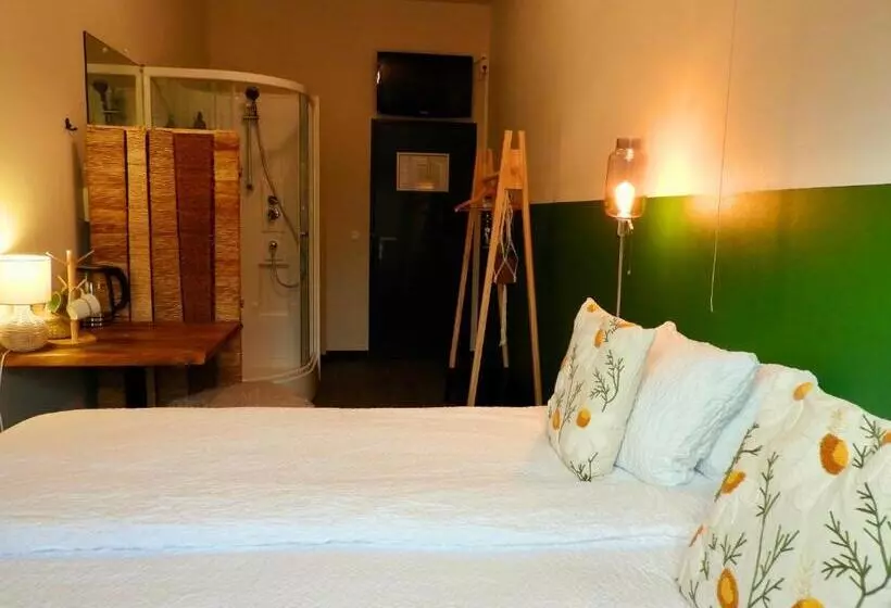 Hotelli Guesthouse De Wissen