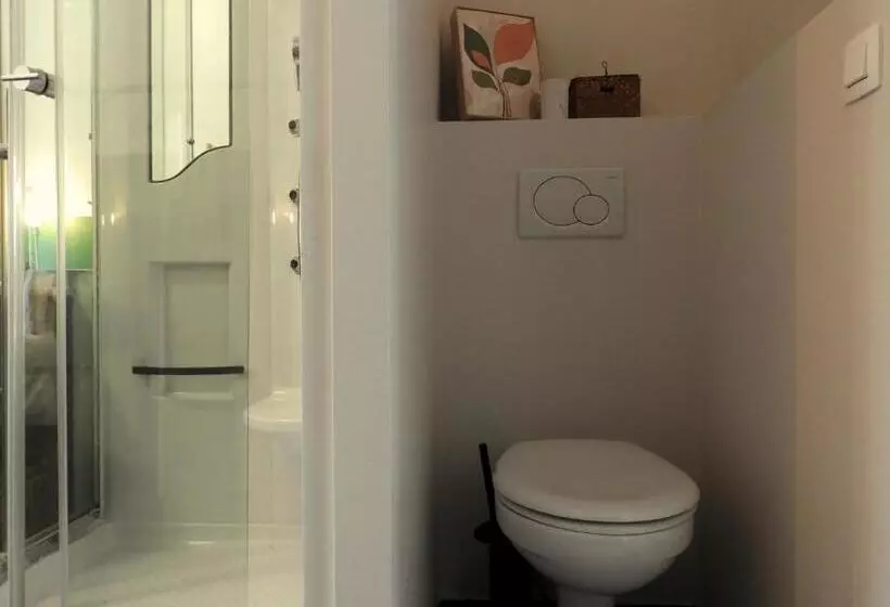 Hotelli Guesthouse De Wissen