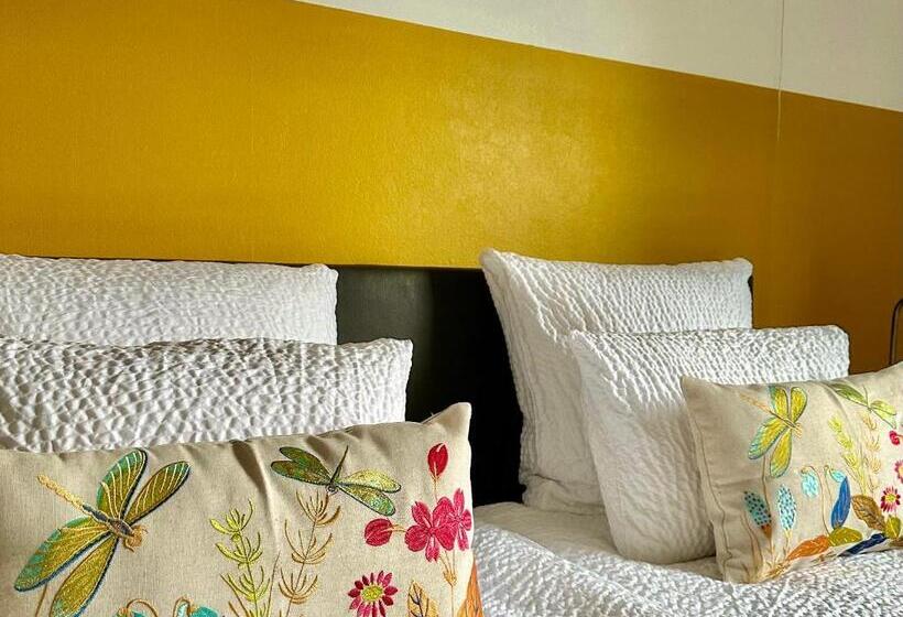 ホテル Guesthouse De Wissen