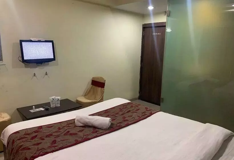 ホテル Jk Rooms 147 Lions   Koradi Nagpur