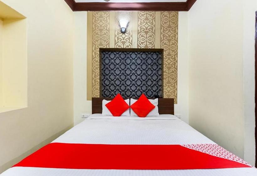 호텔 Oyo 77903 Utsav