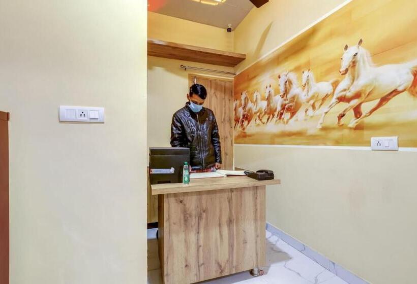 酒店 Oyo 77970  Sangam