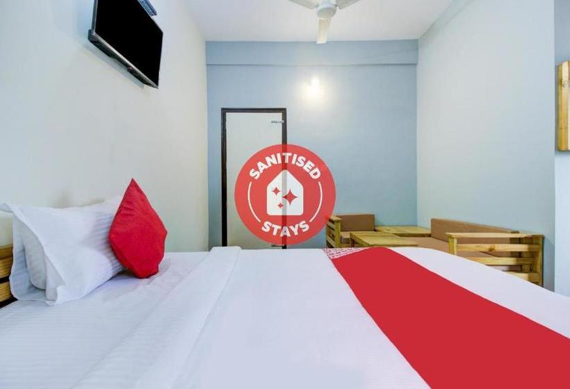 בית מלון כפרי Oyo 78010 Beach Residency